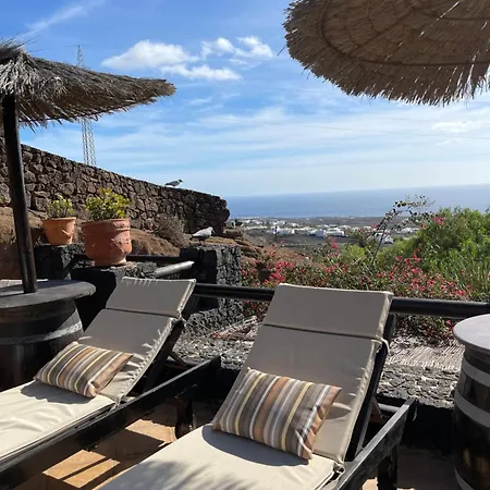 Castillo Lanzarote Sophie - Luxury -sleep In A Volcanic Cave With Heated Pool تياس