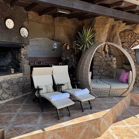 Castillo Lanzarote Sophie - Luxury -sleep In A Volcanic Cave With Heated Pool فيلة *