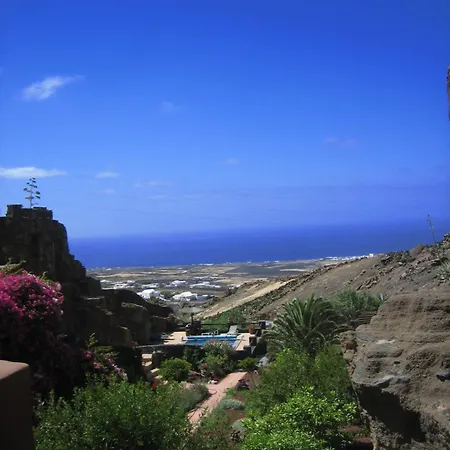 Castillo Lanzarote Sophie - Luxury -sleep In A Volcanic Cave With Heated Pool Villa
