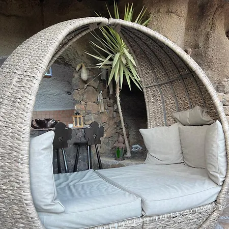 Villa Castillo Lanzarote Sophie - Luxury -sleep In A Volcanic Cave With Heated Pool