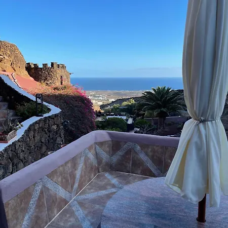 Castillo Lanzarote Sophie - Luxury -sleep In A Volcanic Cave With Heated Pool Tías